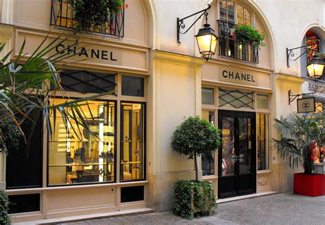 Chanel outlet stores